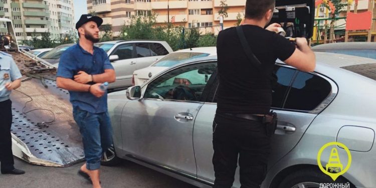 В Санкт-Петербурге полицейские обстреляли машину жителя Молдовы, которой управлял дагестанец