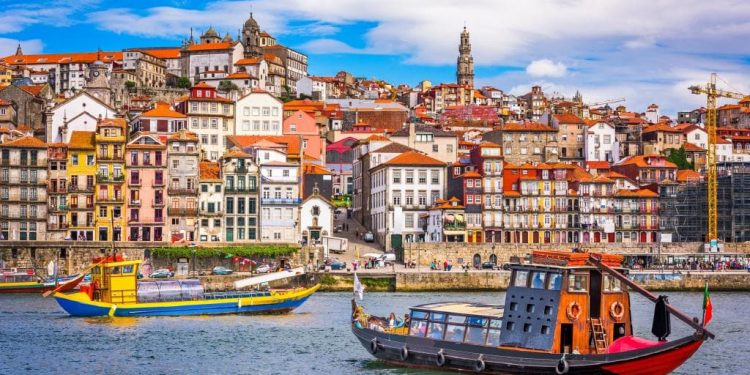 Undă verde pentru moldoveni în Portugalia: Ce acte trebuie să prezinte