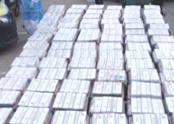 Unde urmau să fie transportate 179 de cutii cu ţigări, reținute într-o localitate din raionul Cahul | VIDEO