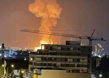 Detalii despre explozie uriașă în Dubai: În zona incidentului a izbucnit un incendiu de proporții