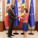 Ambasadorul SUA, Dereck J. Hogan, decorat de Maia Sandu cu „Ordinul de Onoare” cu prilejul încheierii mandatului în R. Moldova