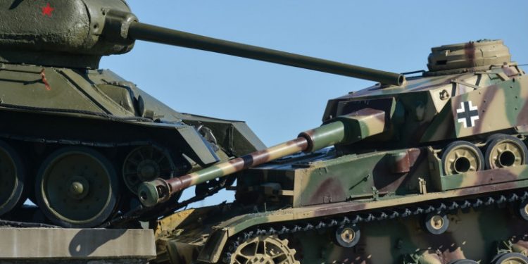 Un pensionar din Germania a ținut în pivniță un tanc din cel de-Al Doilea Război Mondial