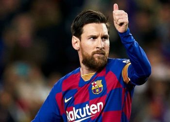 Lionel Messi este de acord să rămână la FC Barcelona pe un salariu redus la jumătate
