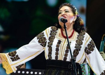 «E o pierdere foarte mare pentru Moldova»: colegii de breaslă și cei apropiați despre cunoscuta artistă de muzică populară Lidia Bejenaru | VIDEO