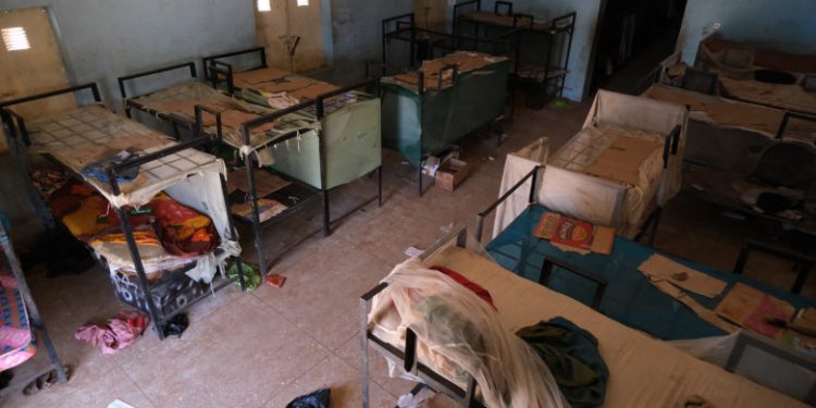 Răpitorii a 136 de copii din Nigeria l-au răpit și pe bărbatul trimis să plătescă răscumpărarea pentru ei