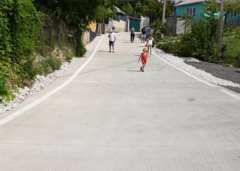 Renovarea capitală a drumurilor continuă: Încă o stradă din Orhei a fost reparată și dată în exploatare | FOTO