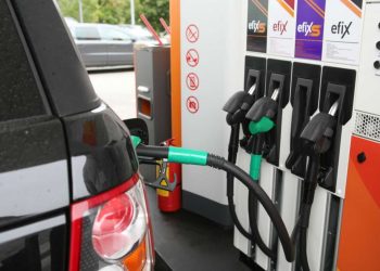 Panică în rândul șoferilor: În mai multe rețele de benzinării a dispărut motorina