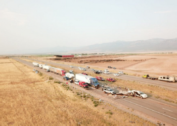 SUA: Opt morţi, inclusiv doi copii, şi numeroşi răniţi într-un accident în lanţ implicând 22 de vehicule, cauzat de o furtună de nisip