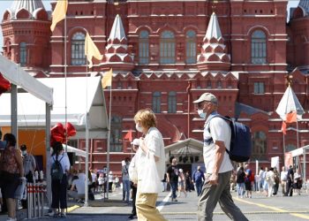 Începând cu 1 septembrie, moldovenii vor putea călători în Rusia. Ce condiții vor trebui îndeplinite | VIDEO