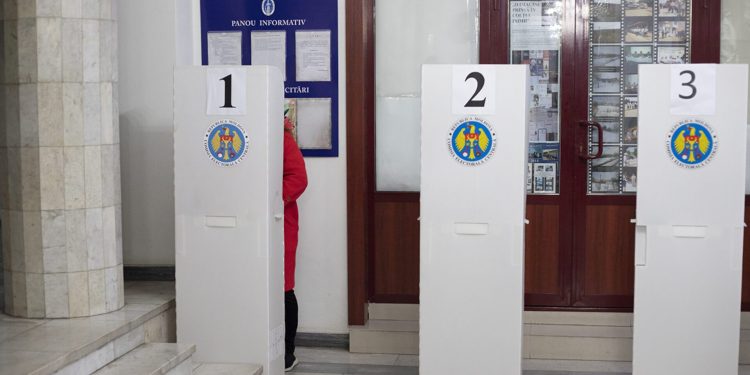Alegerile parlamentare s-au desfășurat calm. Observatori internaționali nu au depistat nicio încălcare gravă în timpul scrutinului din 11 iulie | VIDEO