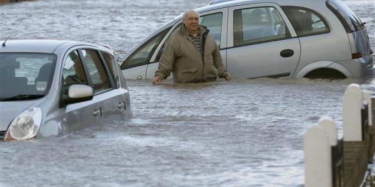 Inundațiile din Germania și China sunt doar începutul. Ce urmează și cum ar trebui să ne adaptăm