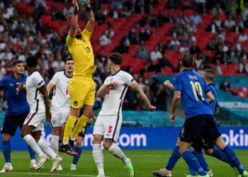 EURO 2002. Italia este noua campioană europeană. A învins Anglia la loviturile de departajare