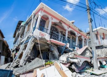 Мощное землетрясение на Гаити. Число жертв выросло до 1300