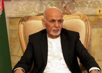 Бежавший президент Афганистана Ашраф Гани обещает в скором времени вернуться на родину