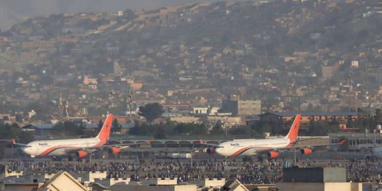 Продолжается эвакуация граждан Молдовы из Афганистана