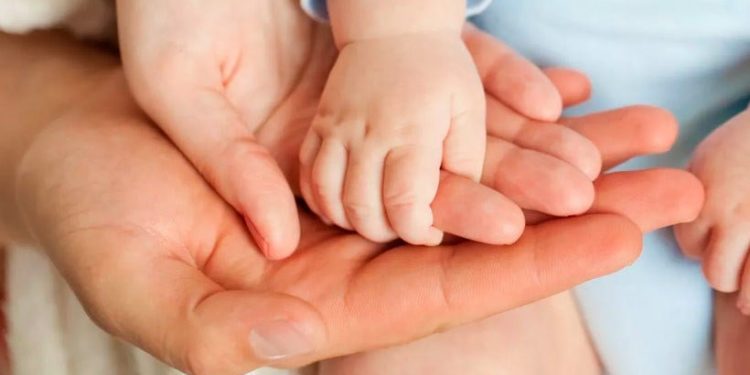 Граждане Молдовы, которые легально работают в ЕС, смогут получать европейское детское пособие