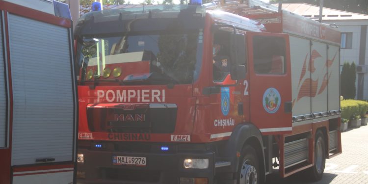 Спасатели и пожарные отправились в Грецию для помощи в борьбе с лесными пожарами