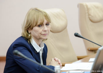 Ala Nemerenco recomandă ca evenimentele dedicate Zilei Independenței să fie organizate doar pe timp de zi: Noaptea transmiterea virusului este mult mai mare