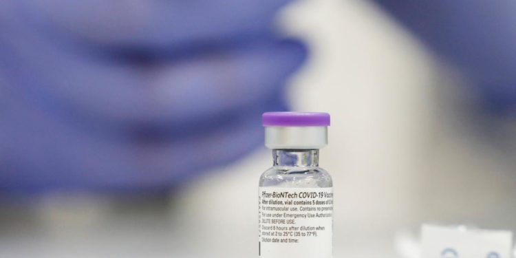 Израиль уничтожит вакцин на 1,8 миллиона долларов