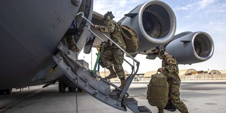 США завершили свою миссию в Афганистане