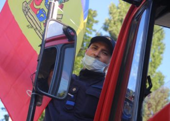 Echipa de pompieri moldoveni a ajuns în Grecia. Aceștia vor participa la stingerea incendiilor de vegetație | VIDEO