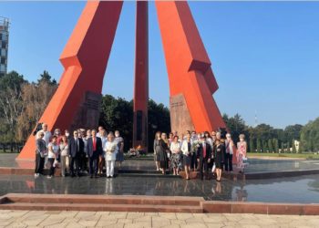 77 de ani de la eliberarea Moldovei de sub ocupația fascistă. Marina Tauber: Trebuie să facem tot posibilul ca niciodată să nu se mai întâmple așa tragedii | VIDEO