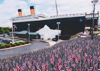 В музее Титаника обрушился айсберг, есть пострадавшие