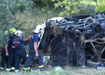 В Венгрии перевернулся автобус, есть жертвы