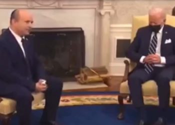 Байден уснул во время встречи с премьером Израиля