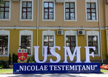 «Trebuie să ne adaptăm»: Reacția studenților Universității de Stat de Medicină la noile condiții de prezentarea certificatelor de vaccinare, testelor la Covid sau la anticorpi înainte de cazare în cămine | VIDEO