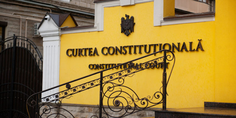 Кто в Молдове претендует на должность судьи КС