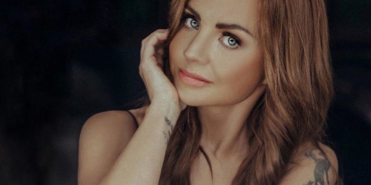 Певица МакSим полностью пришла в себя в московской клинике