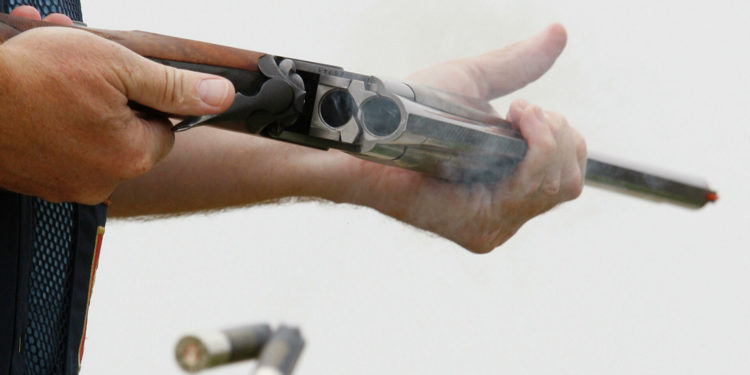 В зоне погранконтроля у местных жителей изъяли ружье и пистолет