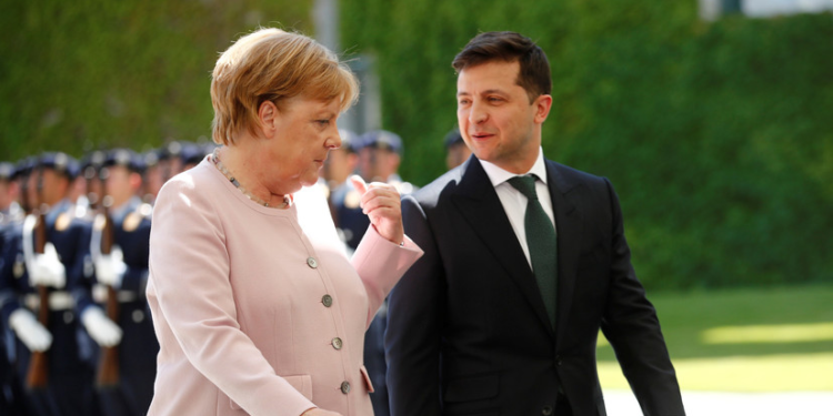 Declarațiile făcute de Angela Merkel, după negocierile cu Zelenski. Despre tranzitul de gaz prin Ucraina: „Trebuie prelungirea acordului cu Rusia”