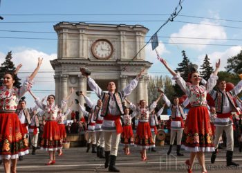 30 de ani de Independență. Guvernul a prezentat programul festiv pentru 27 august