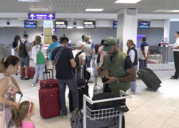 Avertisment de la Aeroportul Internațional Chișinău: Înregistrarea călătorilor va începe cu 3 ore înainte de plecare | VIDEO