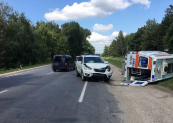 O ambulanță în orașul Cupcini și o cisternă din localitatea Ciobanca, avariate: Mai multe persoane au ajuns la spital | VIDEO