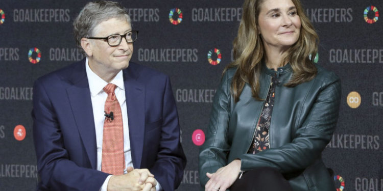 Bill Gates a coborât pe locul 5 în topul miliardarilor, după ce a început împărțirea averii cu Melinda Gates