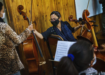 Талибы запретят музыку в Афганистане