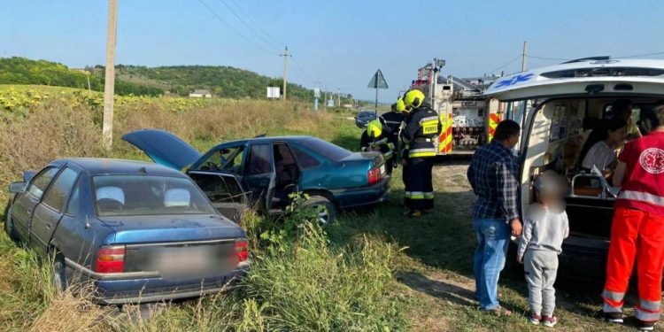 Accident grav, produs pe traseul Basarabeasca – Chișinău. Opt persoane au ajuns la spital