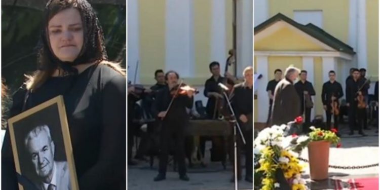 Scriitorul Andrei Strîmbeanu, petrecut pe ultimul drum: „Întotdeauna a fost omul care ne-a dat lecții” | FOTO