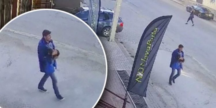 Atenție la individul din imagini. Este căutat de poliție după ce a furat un câine de rasă | VIDEO