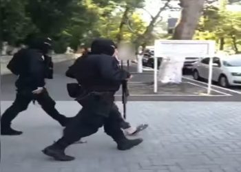 Tâlhării gestionate din pușcărie. Nouă indivizi sunt cercetați penal. Una dintre victime se zbate între viață și moarte | VIDEO