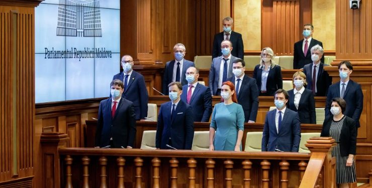 Moldova are un nou Guvern: Echipa Nataliei Gavrilița, votată de 61 de deputați
