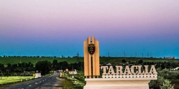 Cadavrul unui bărbat, depistat în groapa de deșeuri a unei ferme de vite din raionul Taraclia