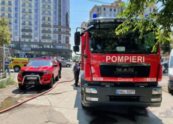 Incendiu într-un local din Capitală | FOTO