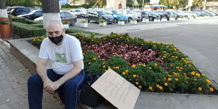 Бельчанин в знак протеста против действий «ЧЕТ-норда» объявил голодовку