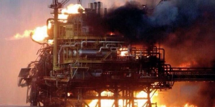 Mexic: Cinci morți și șase răniți în urma incendiului de pe o platformă petrolieră offshore a Pemex