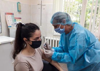 2 222 de cetățeni s-au vaccinat împotriva COVID-19, în ultimele 24 de ore: 1 395 de persoane s-au imunizat cu prima doză | FOTO