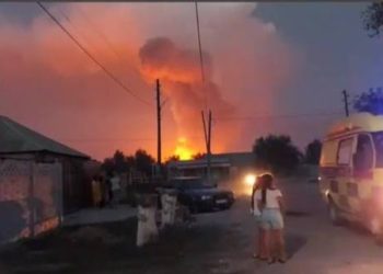 Взрывы на складах в Казахстане: Десятки пострадавших